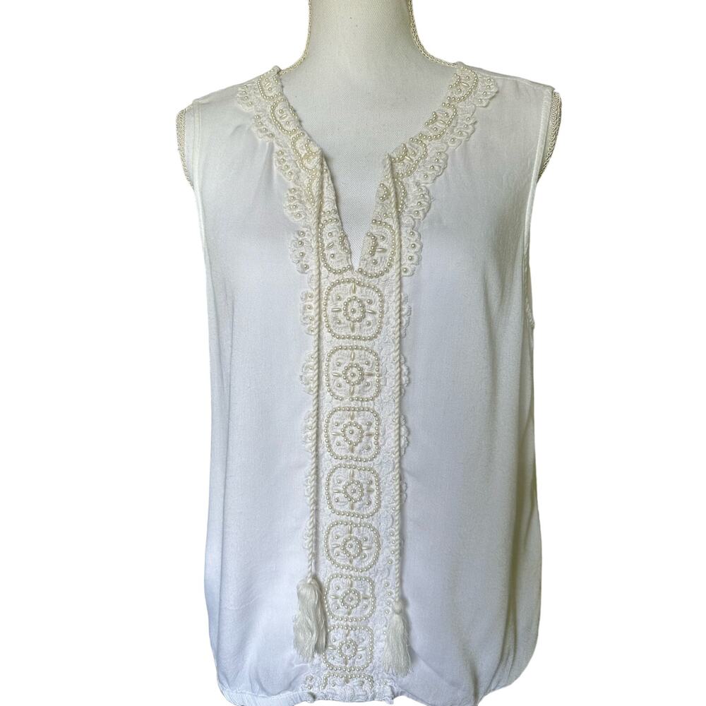 Venus White Beaded Sleeveless‎ Top - sz L